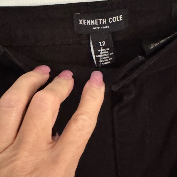 Kenneth Cole Black Straight Leg Jeans Women’s Size 12 – Classic Fit Denim Pants - Picture 2 of 7